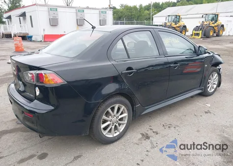 2015 Mitsubishi Lancer Es z USA, uszkodzony, nr VIN JA32U2FU9FU002350